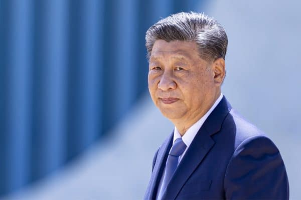 Xi Jinping Sugere Comunidade de IA de Código Aberto para BRICS