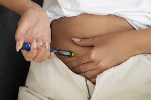 Estudo liga uso de remédios para emagrecer a depressão e pensamentos suicidas