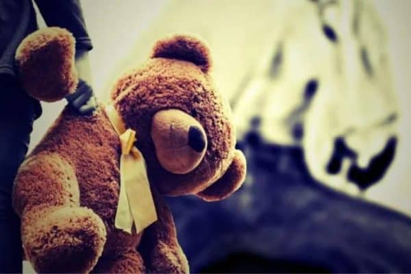 Homem procurado por estupro é preso assistindo pornografia infantil em SP