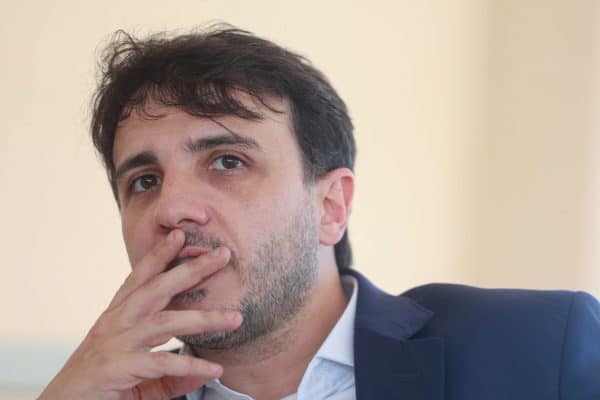 Renan Santos critica decisão do STF sobre Moraes: “Que pizza horrorosa”