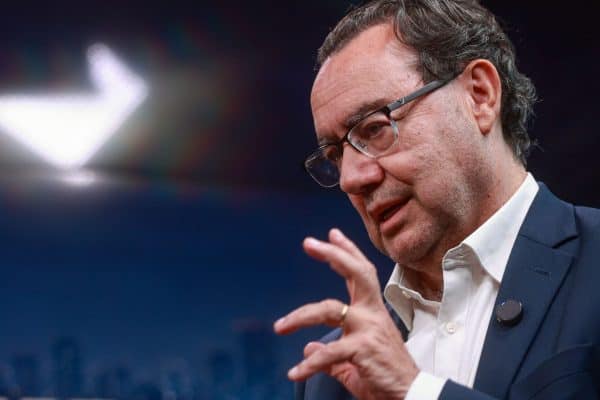 Augusto Cury em campanha em SP pede condenação de políticos associados a Vorcaro