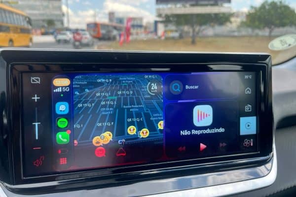 Usuários do Waze usam alerta de animais para sinalizar campanhas eleitorais