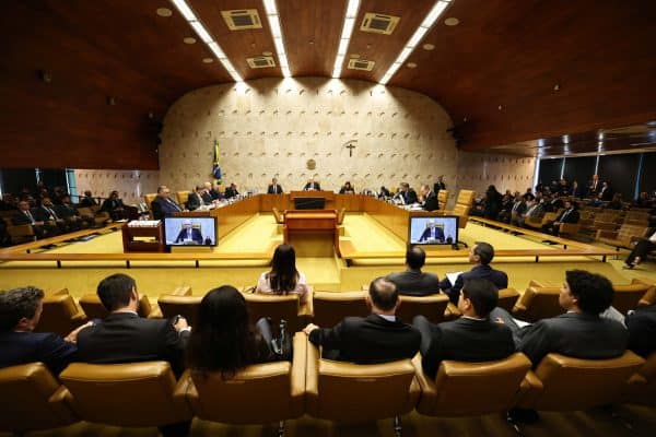 Imprensa internacional destaca crise no STF antes das eleições