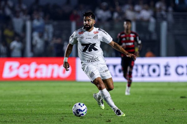 Tomás Rincón anuncia aposentadoria do futebol após saída do Santos