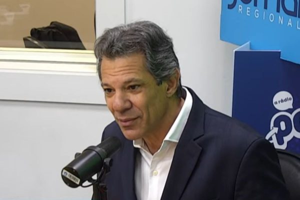 Haddad critica atraso da esquerda em priorizar segurança e quer ser cobrado