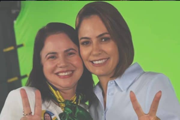 Trio elétrico de candidata apoiada por Michelle Bolsonaro capota em GO durante evento