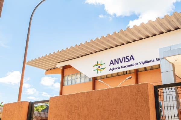 Anvisa proíbe produtos da marca Moringa da Paz por riscos à saúde
