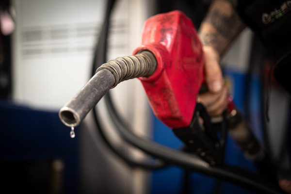 Diesel atinge R$ 7,13 e alcança maior preço no Brasil desde maio, segundo ANP