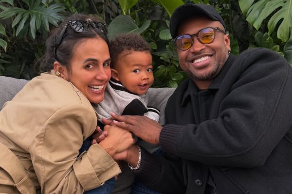 Thiaguinho comemora 1 ano do filho Bento com álbum de fotos e reflexões
