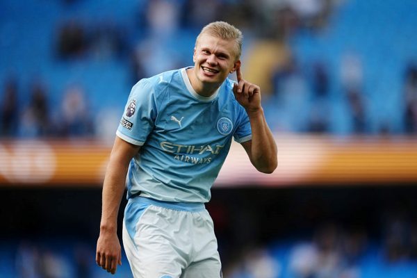 Manchester City assume liderança após vitória sobre Sunderland; Liverpool derrota Bournemouth