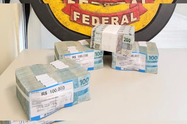PF encontra R$ 500 mil em espécie com candidato em Florianópolis