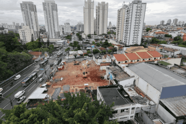 Obras da Estação Chácara do Jockey Afetarão Trânsito Local em São Paulo