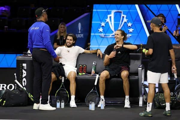 Carlos Alcaraz destaca Alexander Zverev como o melhor jogador da atualidade