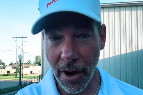 Empresário Chris Beecham gera polêmica ao não limitar horário de almoço dos funcionários