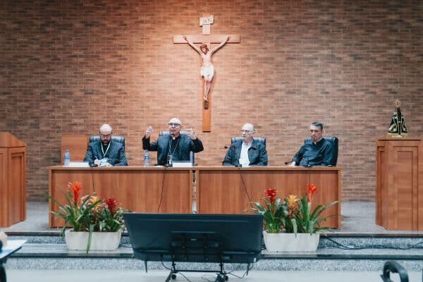 CNBB enfrenta problemas para acessar conta na rede social X