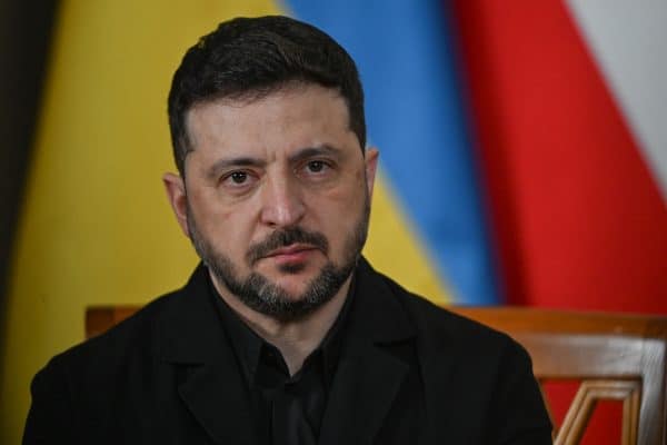 Zelensky afirma que Trump autorizou produção de mísseis Patriots na Ucrânia
