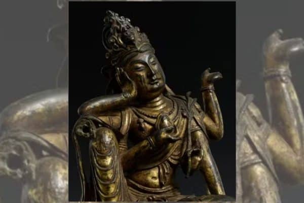 Escultura Budista Comprada por R$ 400 é Vendida por R$ 10 Milhões em Leilão