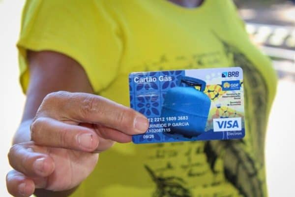 Mais de 30 mil famílias no DF devem trocar Cartão Gás até 15/10
