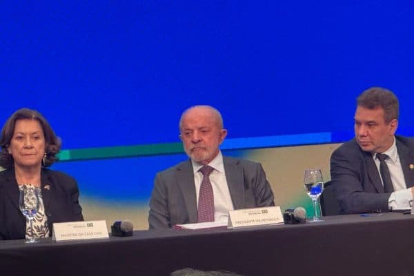 Lula altera política e proíbe bets no Brasil, contrariando gestão anterior