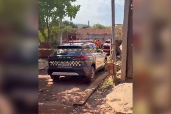 Jovem é encontrado morto a tiros em São Sebastião, DF