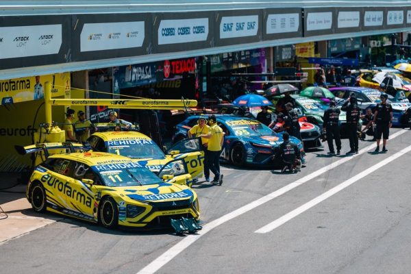 Grupo Veloci projeta faturamento de R$ 500 milhões na Stock Car em três anos