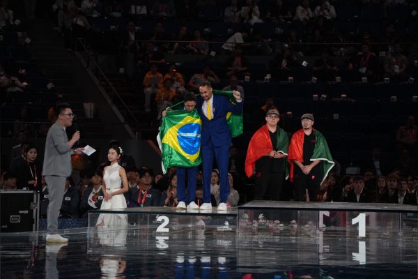 Brasil Ganha Oito Medalhas na Maior Competição de Educação Profissional do Mundo