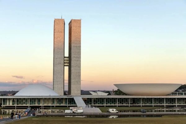 Pesquisa Igape/Record revela intenções de voto para deputado federal no DF