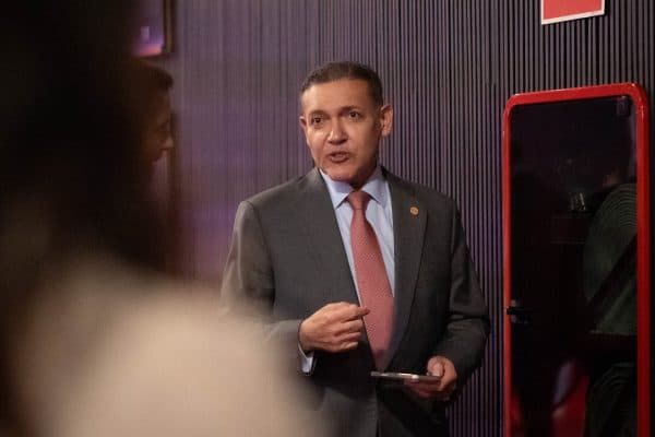 Kassio Nunes critica decisões do STF que afetam eleições e pede intervenção de Fachin