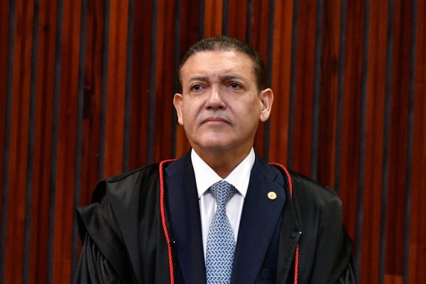 Kassio Nunes Marques afirma que mais de 90% das urnas estão prontas para 4 de outubro