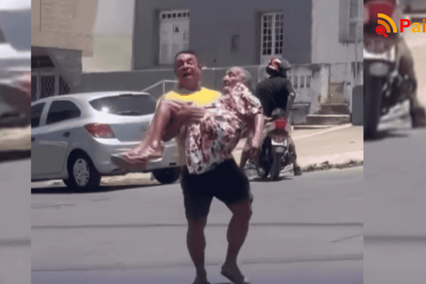 Filho carrega a mãe idosa nos braços para votar em Lula: “Quero ver não ganhar agora!”