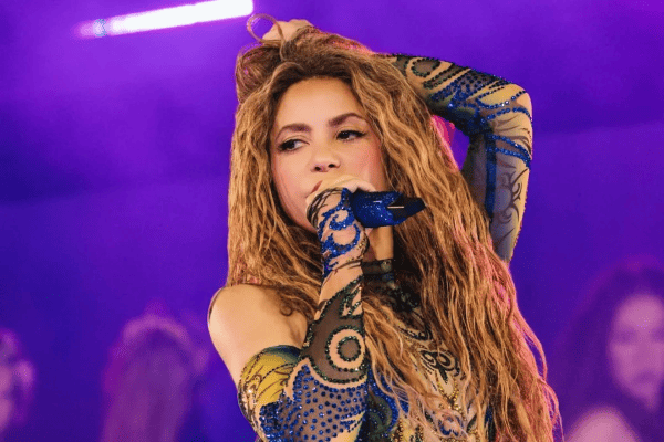 Shakira volta ao Brasil com show no Réveillon e apresentações no Nordeste