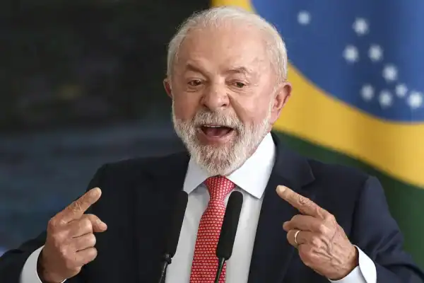 Governo Lula não tem dinheiro para cumprir promessas após rombo de R$ 105,5 bilhões