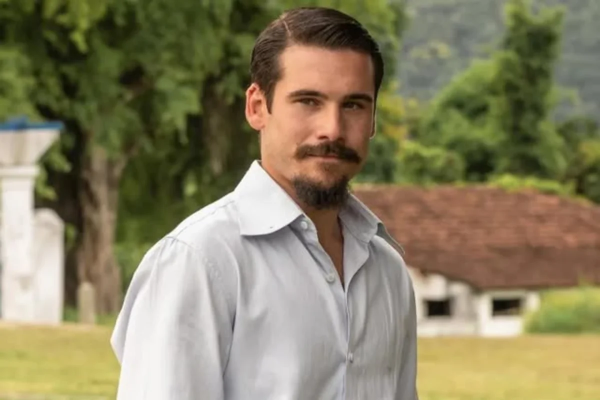 Nicolas Prattes explica por que recusou nova novela e fala sobre a chegada do filho