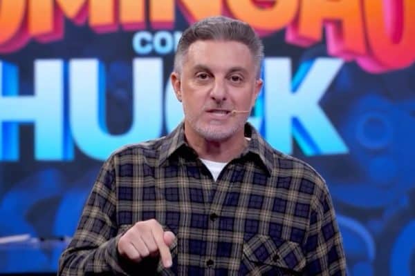 Luciano Huck e Globo são investigados após divulgação de site na véspera das eleições; entenda