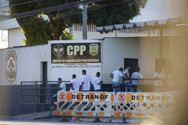 383 Presos e Adolescentes do DF Podem Votar nas Eleições de Domingo