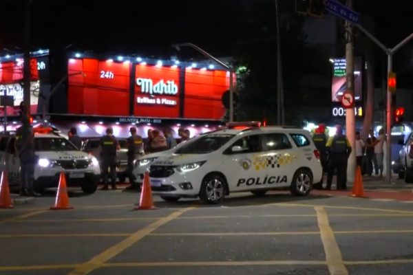 Policial em São Paulo atropela três pessoas, recusa bafômetro e é preso