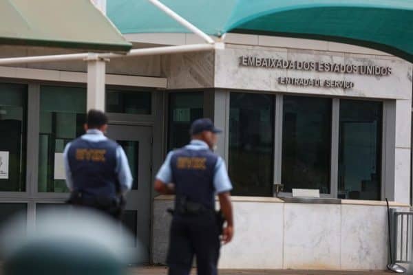 Governo Lula já sabia do fechamento da Embaixada dos EUA e investiga ameaças