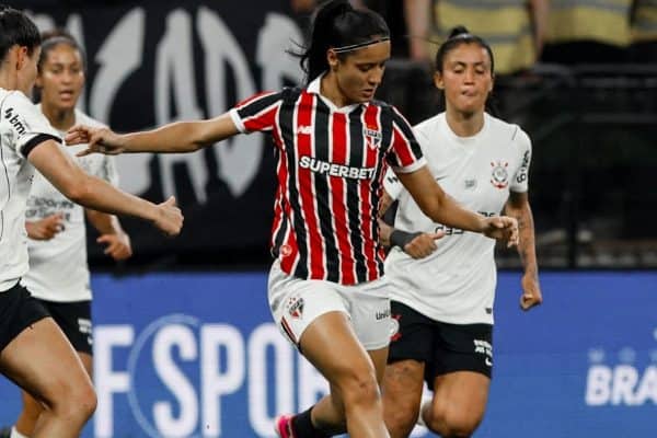 São Paulo e Corinthians prontos para a final do Brasileirão Feminino