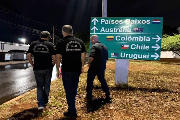 Secretário de Segurança do DF relata ausência de incidentes perto de embaixadas