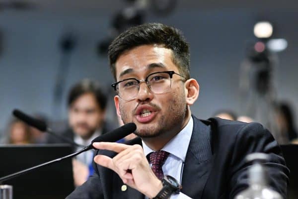 Kim Kataguiri promete renunciar se Renan Santos alcançar 3% dos votos