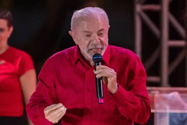 Como será o dia de Lula em São Paulo durante o 1º turno das eleições