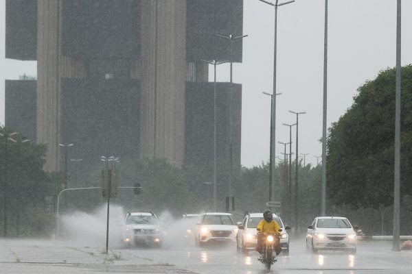 Previsão do Tempo no Brasil: Chuva no Primeiro Turno das Eleições