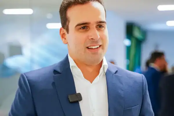 Pesquisa Atlas mostra Lucas Ribeiro com 51,5% dos votos válidos na Paraíba