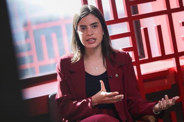 Mãe de Tabata Amaral sofre acidente e é internada na UTI em São Paulo