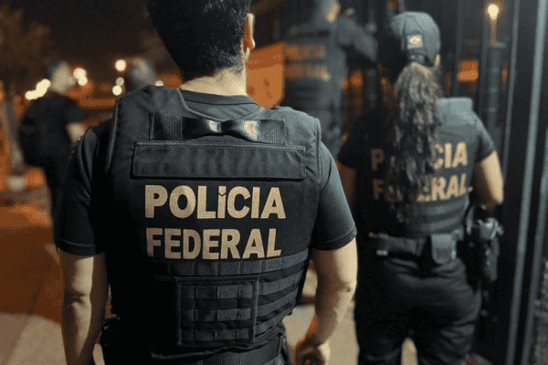 PF apreende R$ 57 mil e detém 28 suspeitos no dia da eleição