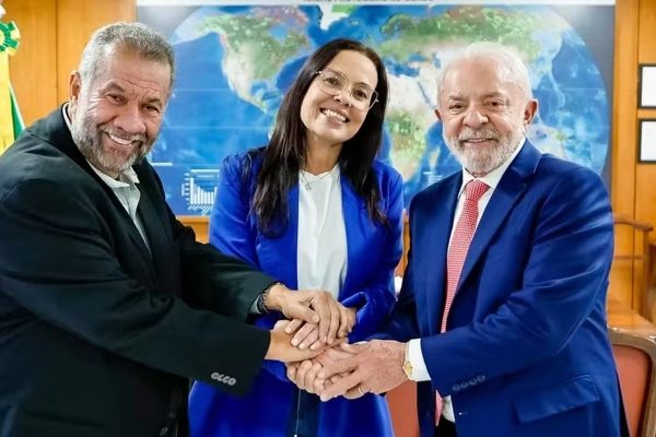 Cláusula de barreira afeta PSOL, PDT e outros partidos nas eleições de 2026