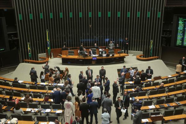 Maranhão elege 18 deputados federais nas eleições de 2026