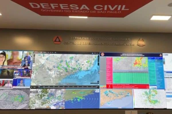 Defesa Civil alerta para chuvas fortes e mobiliza gabinete de crise em SP