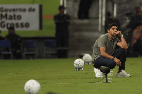 Mancha Verde publica vídeo enigmático sobre Abel Ferreira antes de jogos decisivos