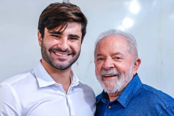 Pedro Rousseff sugere mudanças na campanha de Lula para evitar derrota